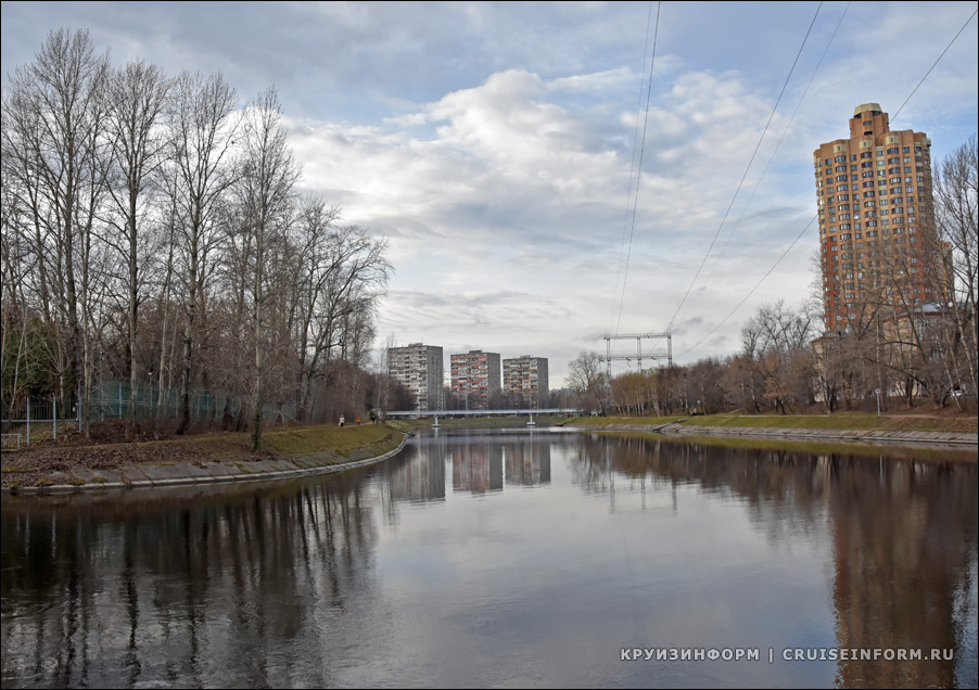 Сходненский деривационный канал в Тушино (Москва)