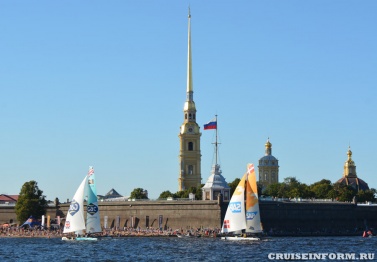 Чем была интересна парусная регата Extreme Sailing Series, прошедшая на Неве в центре Петербурга (+ фото)
