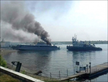 Стали известны подробности пожара на теплоходе «Баргузин-1» в Иркутске (ФОТО)
