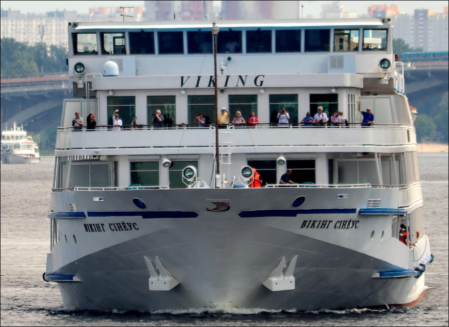 С 2016 года Viking River Cruises возобновляет круизы по Днепру и Черному морю