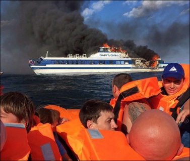 Капитана сгоревшего на Байкале пассажирского судна «Баргузин-2» ожидает суд