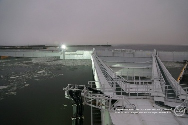 Порт Санкт-Петербурга закрыт для приема судов: из-за наводнения закрыты водопропускные сооружения в Финском заливе