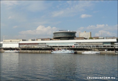С Волгоградского речного порта требуют вернуть 10 млн рублей в бюджет города