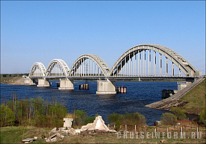 Мост Гладышевский железнодорожный (Ярославская область)
