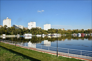 Затон Кожухово на реке Москве (Москва)