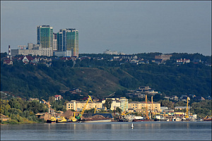 Мост в Подновье через реку Волгу в Нижнем Новгороде