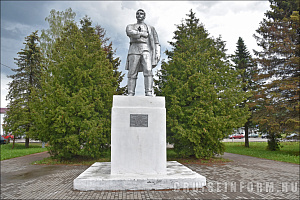 Памятник Порфирию Конакову