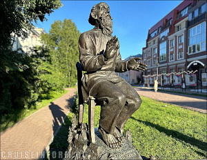 Памятник Борису Шергину в Архангельске
